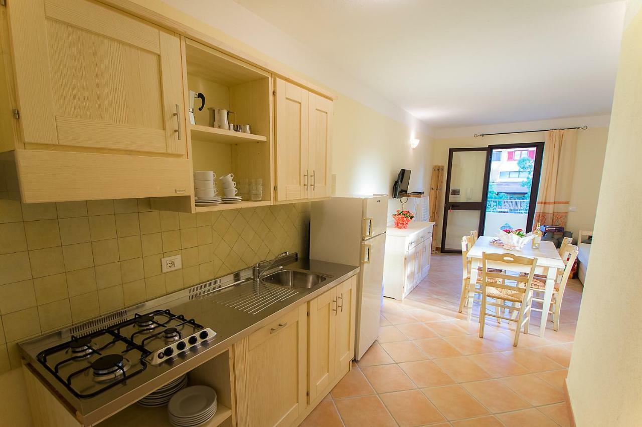 Appartamenti Sole Di Sardegna Cala Liberotto Exterior foto
