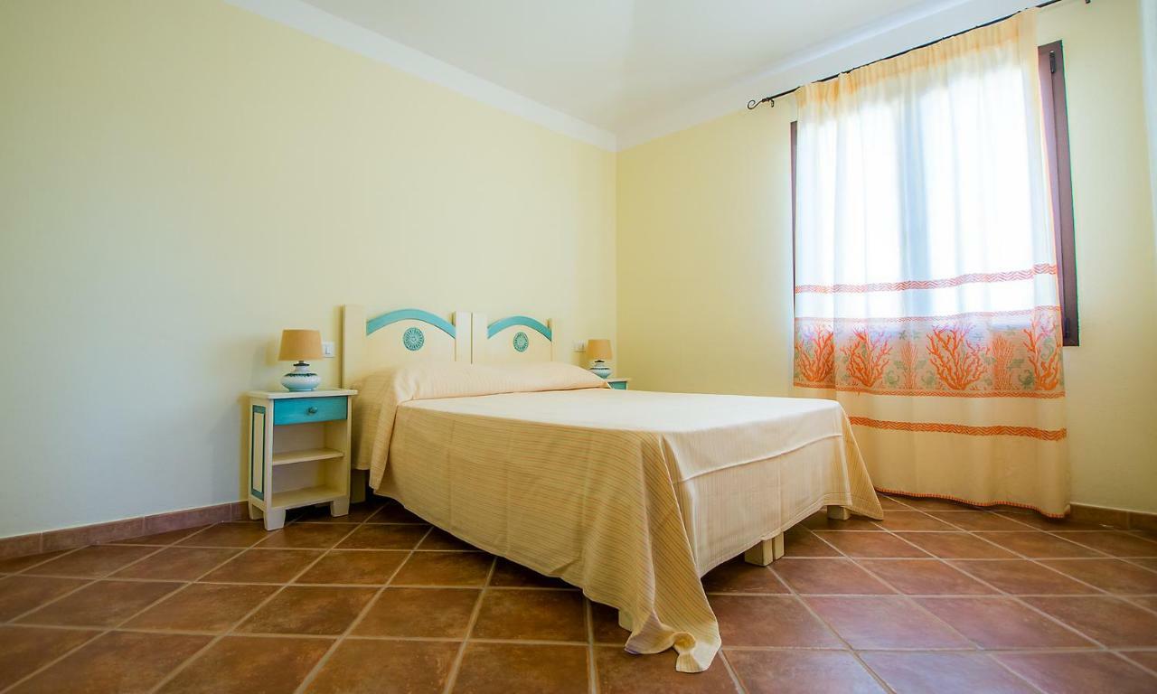 Appartamenti Sole Di Sardegna Cala Liberotto Exterior foto